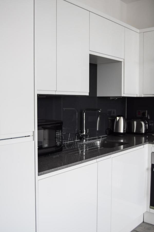 Morland Apartments - Hornchurch Londres Extérieur photo