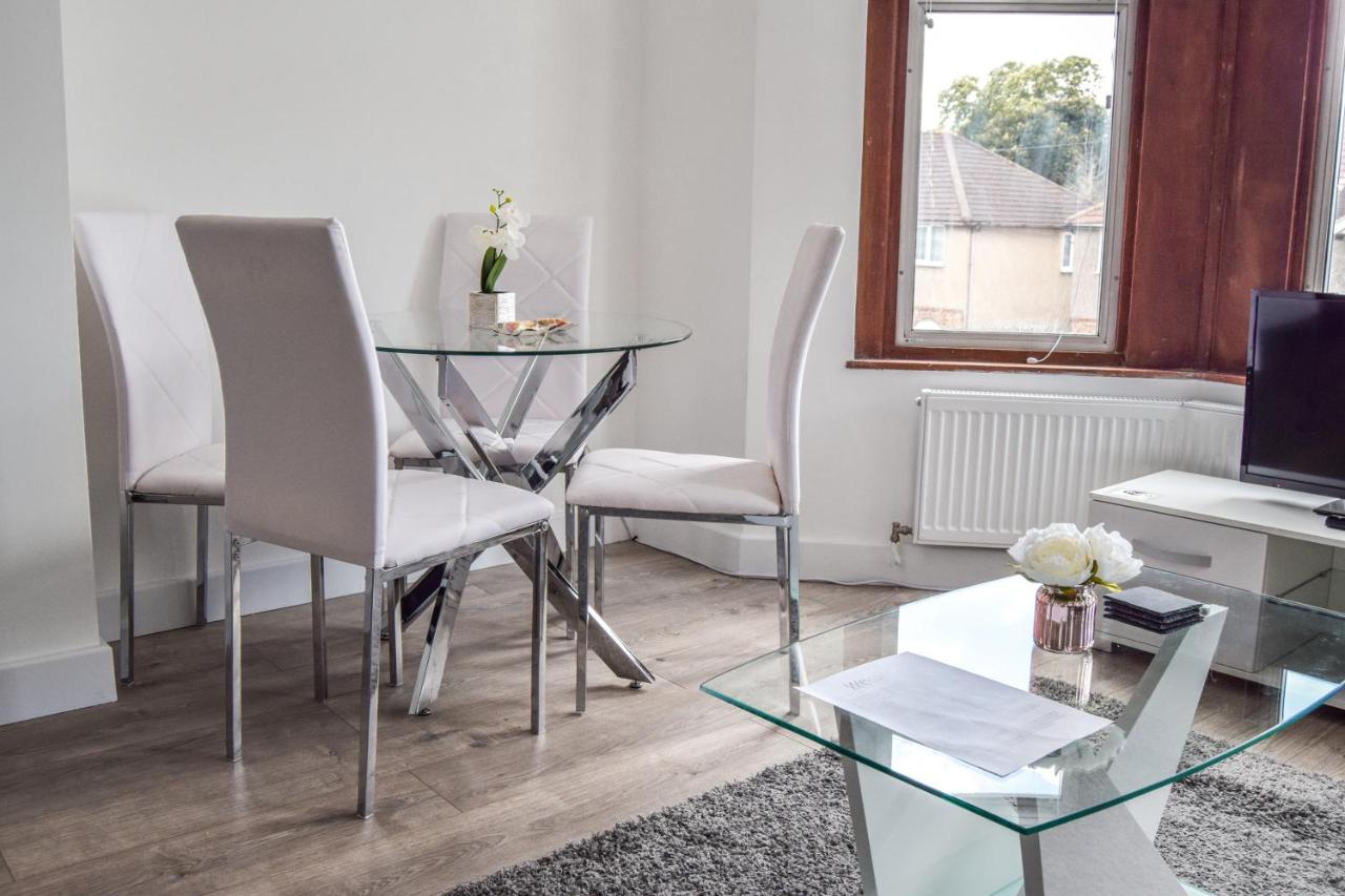 Morland Apartments - Hornchurch Londres Extérieur photo