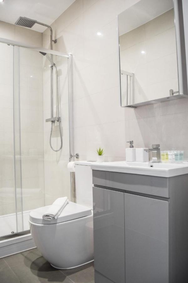 Morland Apartments - Hornchurch Londres Extérieur photo